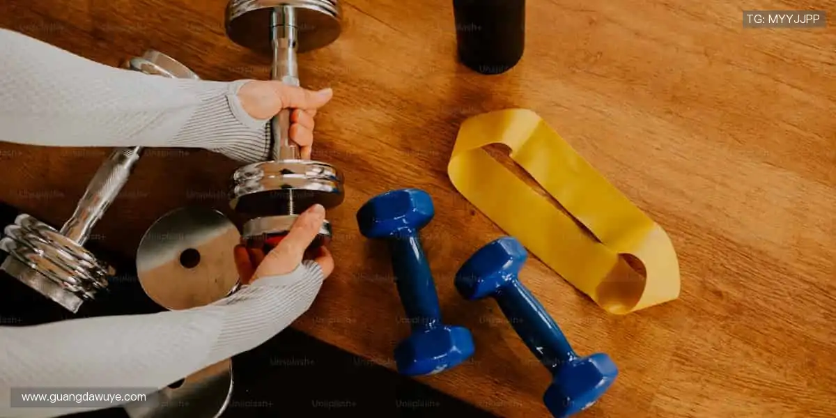 从球鞋到纪念衫，每一件都是热爱的勋章！👟